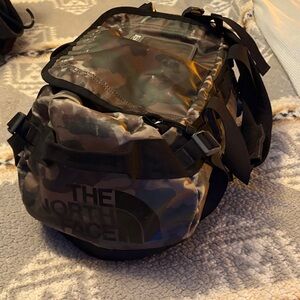 The North Face Base Camp XS Extra Small Camouflage duffle bag - Used